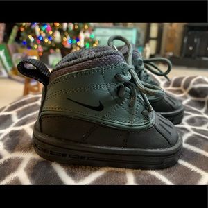 Adorable baby Nike ACG boots